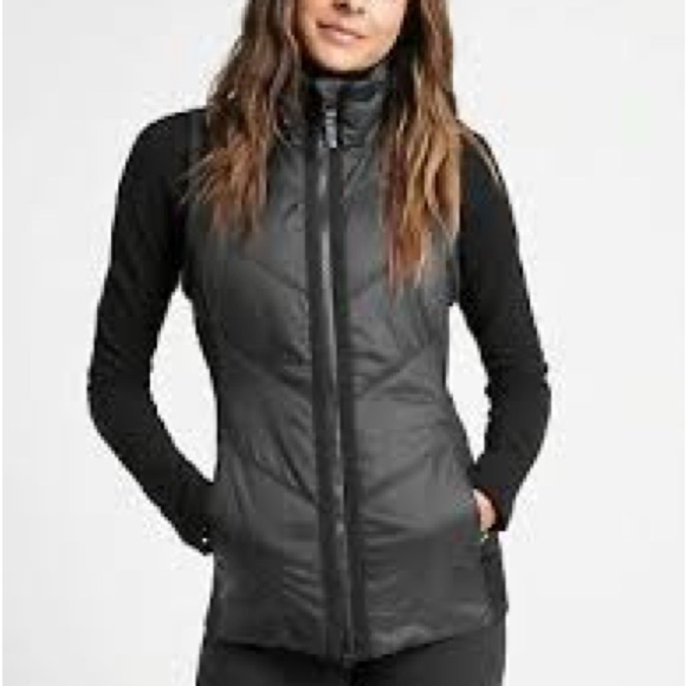 Athleta Rock Ridge Primaloft® Vest - black size small